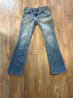 American Eagle Outfitters women’s 8 regular flare jeans